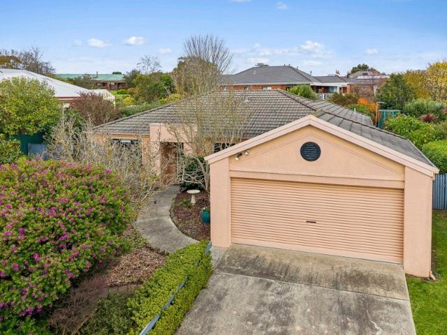 House for rent in Elliminyt, Victoria