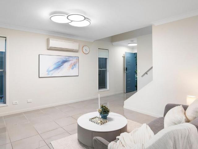 Townhouse for rent in Nottingham Square, Greater Brisbane