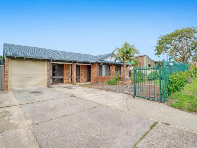 House for rent in Booragoon, Western Australia