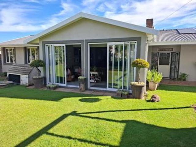 House for sale in Queenstown, Eastern Cape