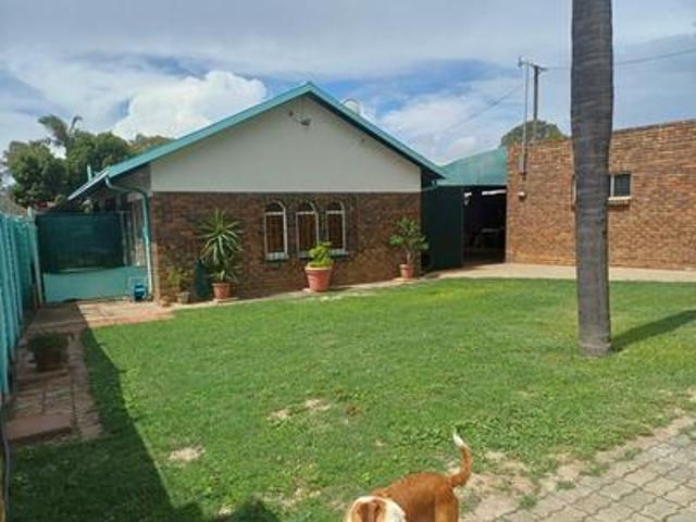 House for sale in Waterkloof, Gauteng