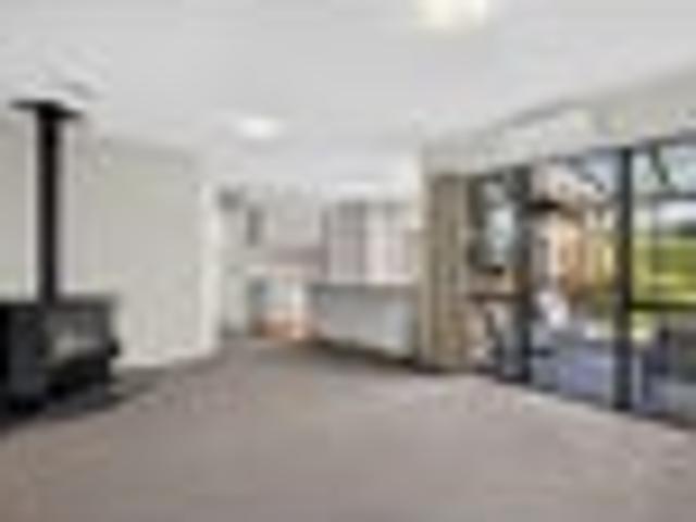 House for sale in Chaslands, Canterbury