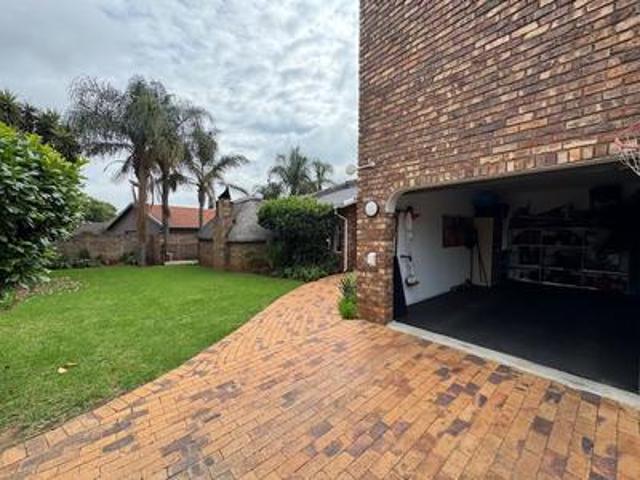 House for sale in Kempton Park, Edleen