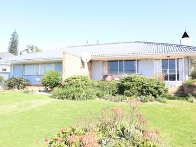 House for sale in West Coast, Riebeeck Valley