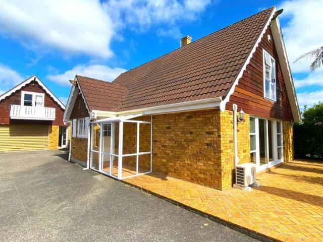 House for rent in Whangaparaoa