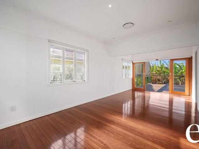 House for rent in Camp Hill, Greater Brisbane