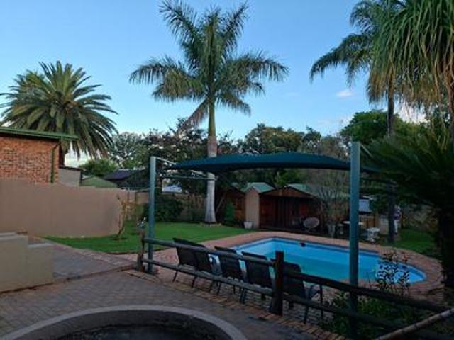 House for sale in Waterkloof, Gauteng