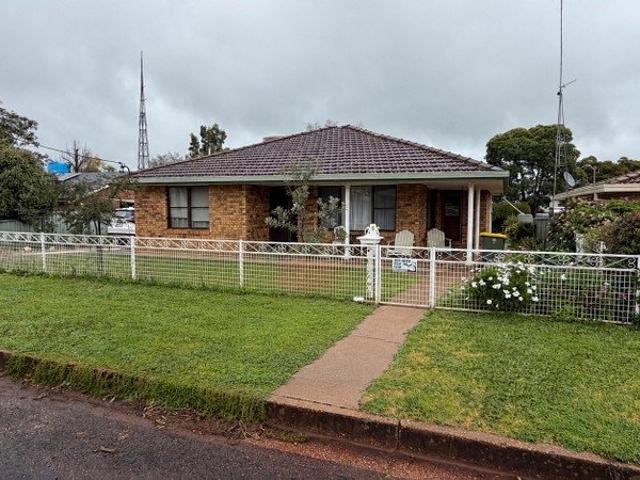 House for rent in Peak Hill, New South Wales