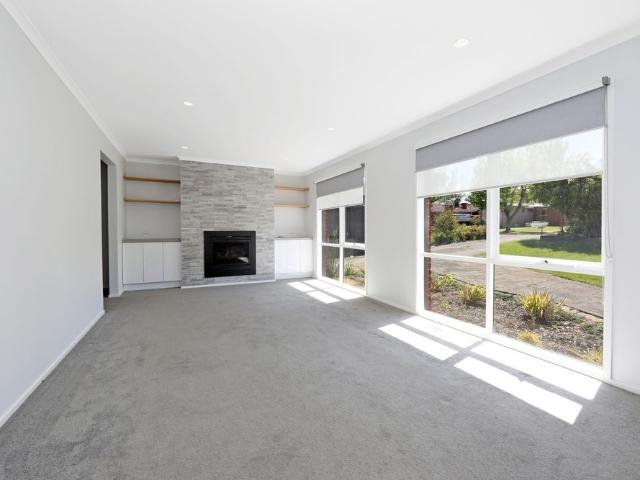 House for rent in Lakesfield, Melbourne