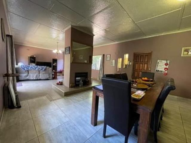 House for sale in Roodepoort, City of Johannesburg Metropolitan Municipality