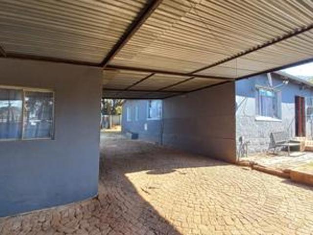 House for sale in Waterkloof, Gauteng