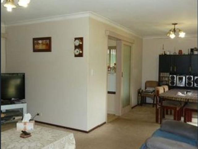 House for rent in Forrestfield, Western Australia