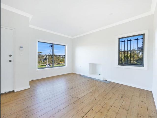 House for rent in Wollongong West, New South Wales
