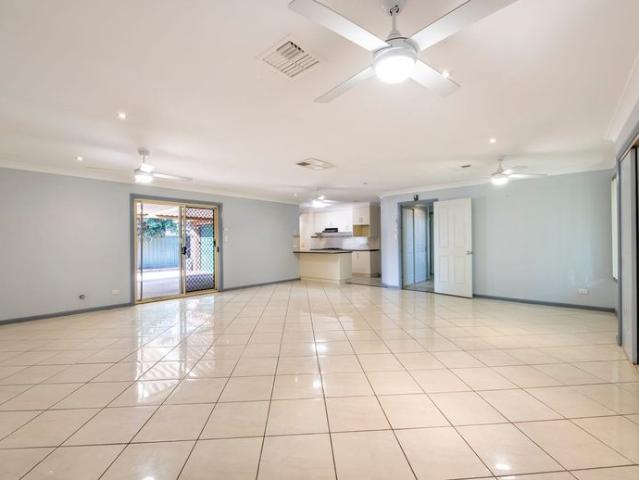 House for rent in Delroy Gardens, Dubbo