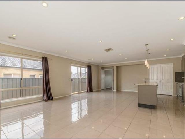 House for rent in Mernda Villages Estate, Melbourne