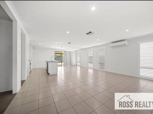 House for rent in Banksia Grove, Western Australia