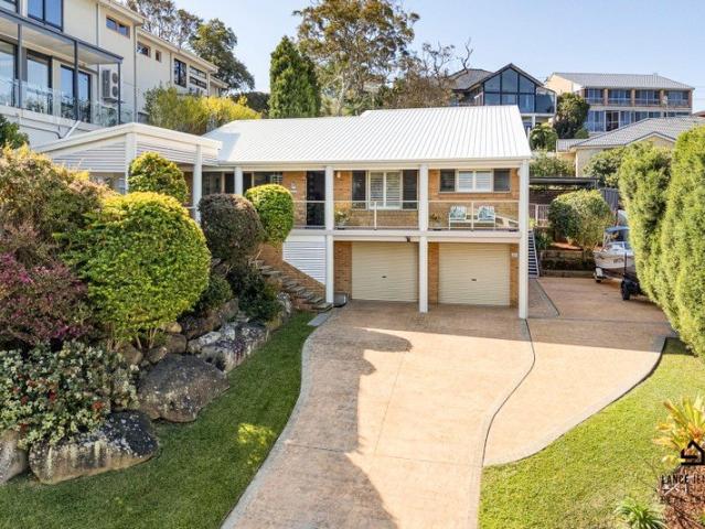 House for sale in Belmont North, Newcastle-Maitland