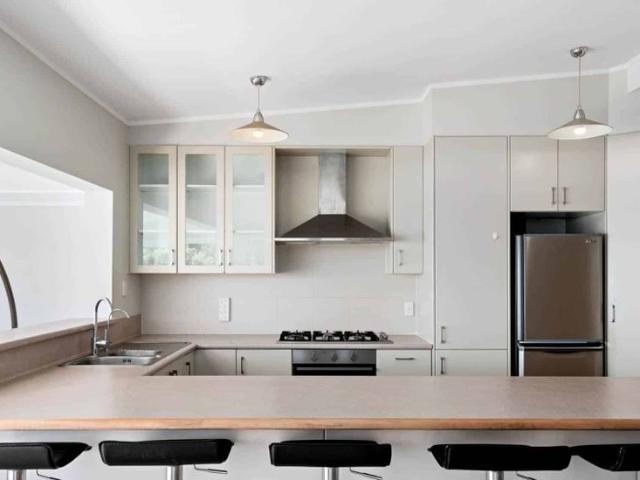 House for rent in Castor Bay
