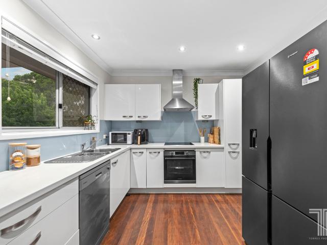 House for sale in Camp Hill, Greater Brisbane