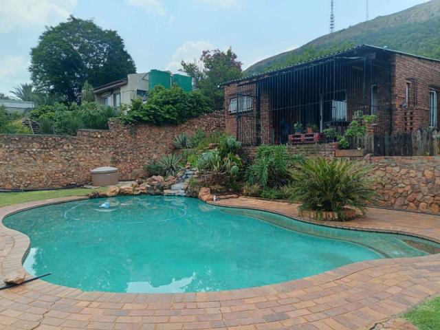 House for rent in Waterkloof, Gauteng