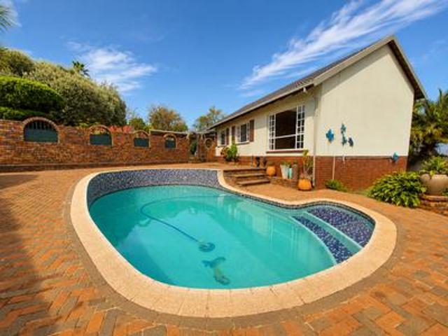 House for sale in Waterkloof, Gauteng