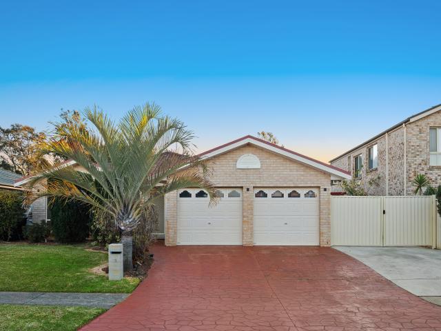 House for sale in Wattle Grove