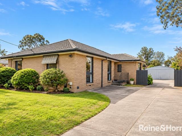 House for rent in Cranbourne, Melbourne