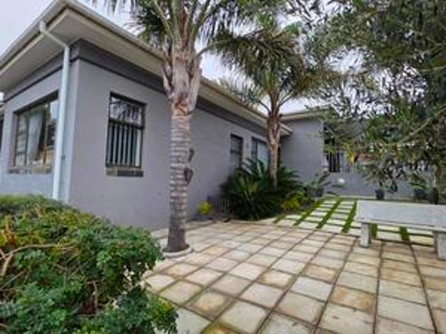 House for sale in Groot Brak Rivier, Western Cape