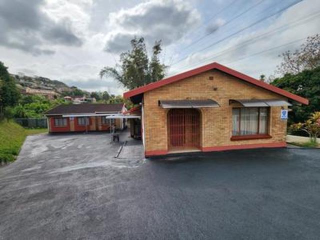 House for sale in Chatsworth, Kwazulu-natal