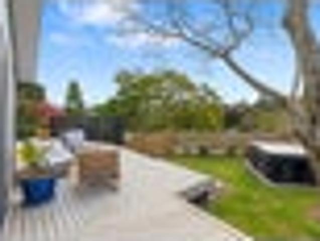 House for sale in Bellevue