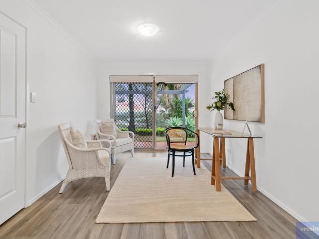 House for sale in Edens Landing