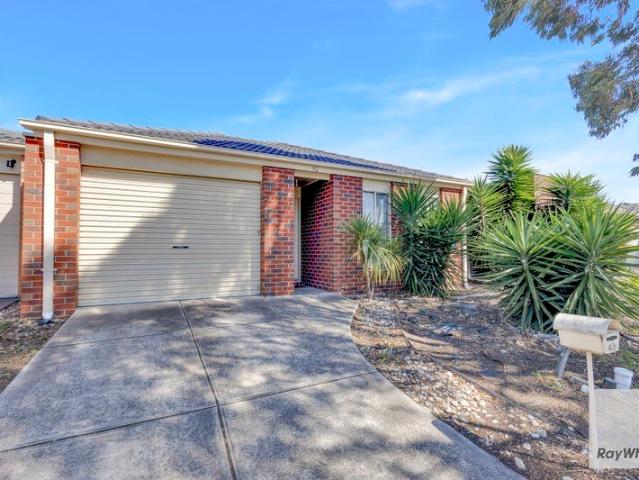 House for rent in Skyline, Melbourne