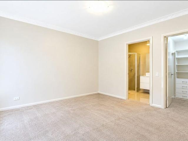 House for rent in Glenmore Park, Sydney