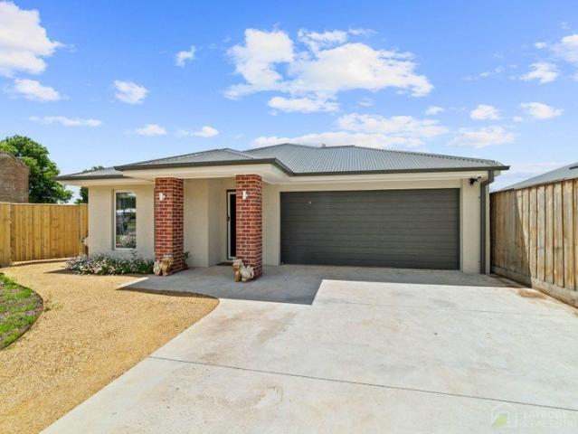 House for sale in Rosedale, Victoria