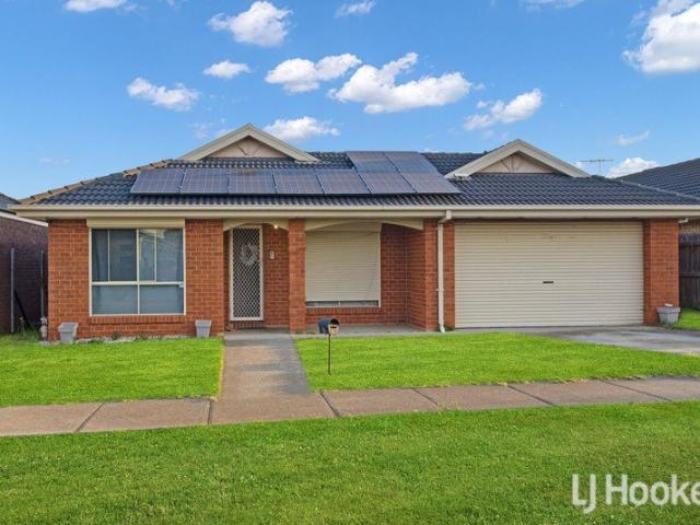 House for sale in Thoroughbred Park, Melbourne