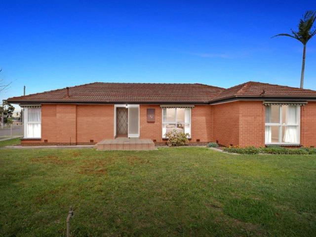 House for rent in Dandenong North, Melbourne