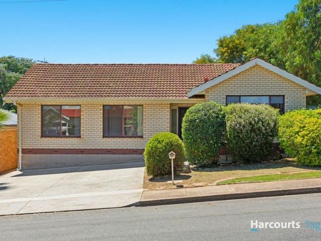 House for rent in Morphett Vale, Adelaide