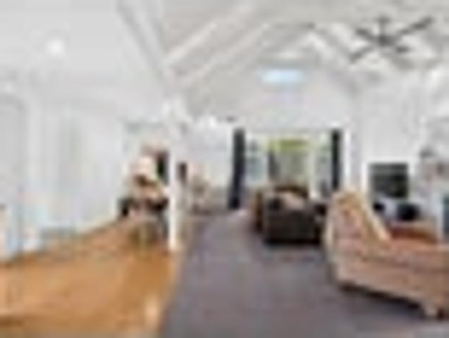 House for sale in West Lynn, Auckland