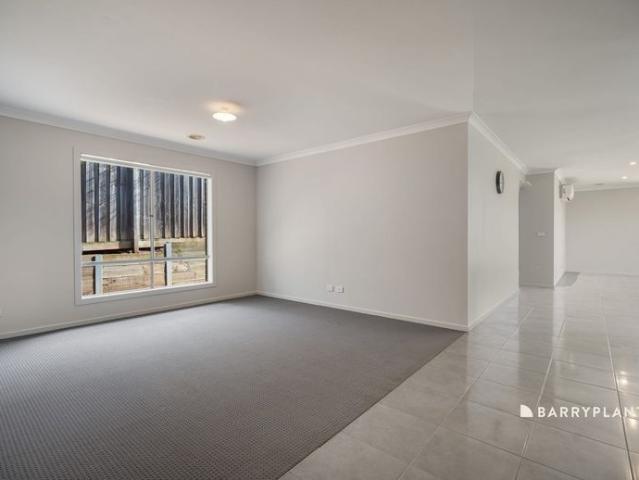 House for rent in Drouin, Victoria