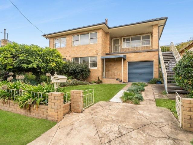 House for sale in Brisbane Grove, New South Wales