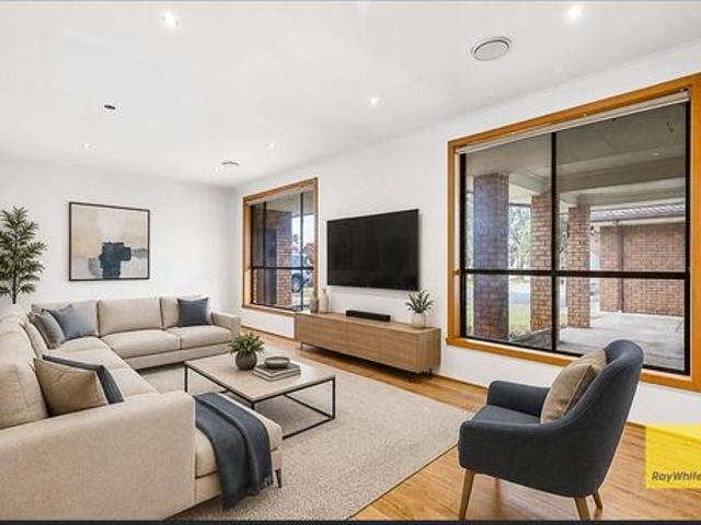 House for rent in Derrimut Heath, Melbourne