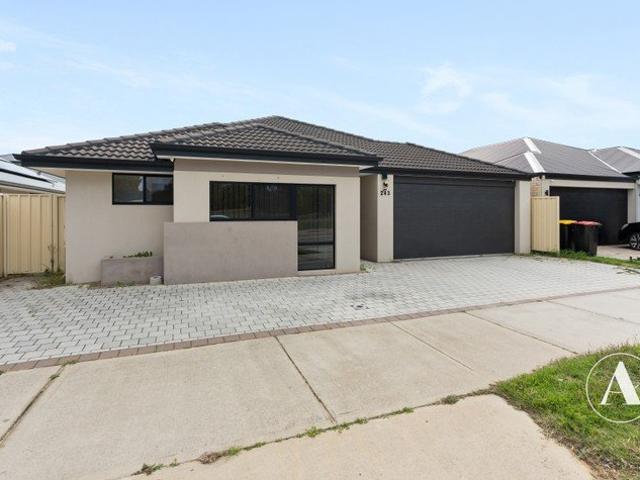 House for rent in Seville Grove, Western Australia