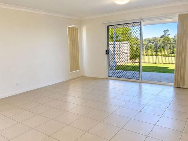 House for rent in Loganlea, Greater Brisbane