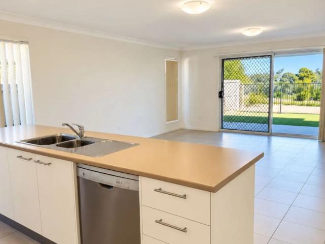House for rent in Loganlea, Greater Brisbane