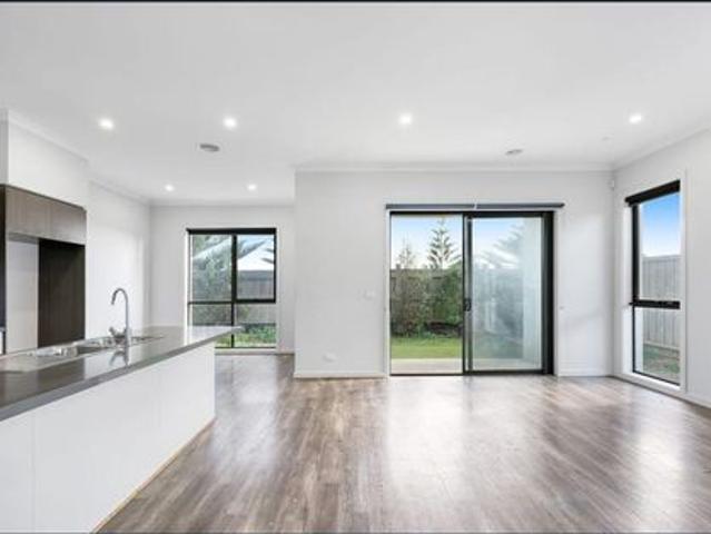 House for rent in Wyndham Harbour, Melbourne