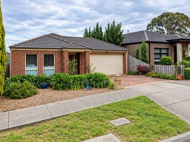 House for rent in Mill Park Lakes, Melbourne