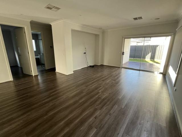 House for rent in Cornerstone, Melbourne