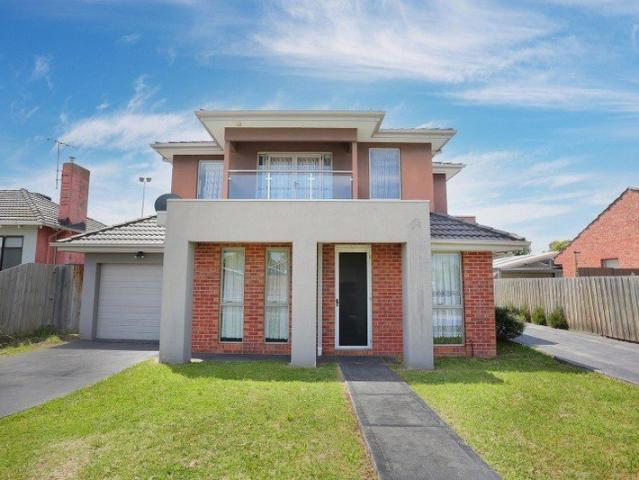 Townhouse for rent in Camerons Creek, Victoria