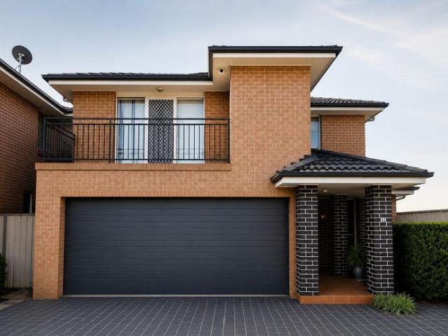 Townhouse for rent in Sydney, New South Wales