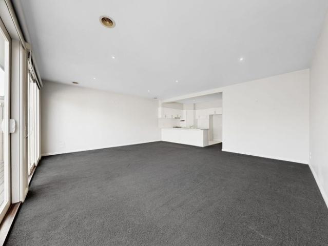 Townhouse for rent in Camerons Creek, Victoria